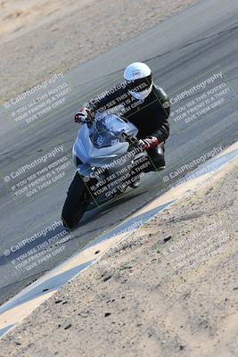 media/Jan-14-2022-Apex Assassins (Fri) [[4609ad47be]]/Trackday 1/Session 5/Turn 10 Inside/